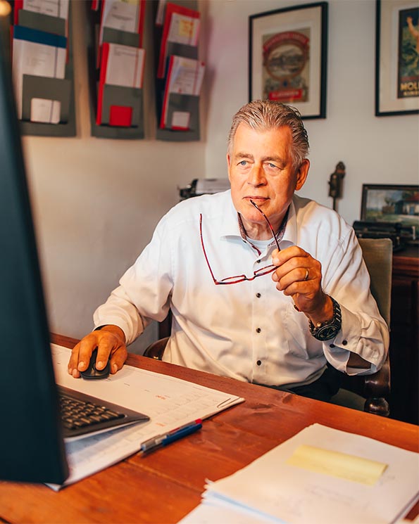 Ton Den Herder - Merkenbureau Den Herder